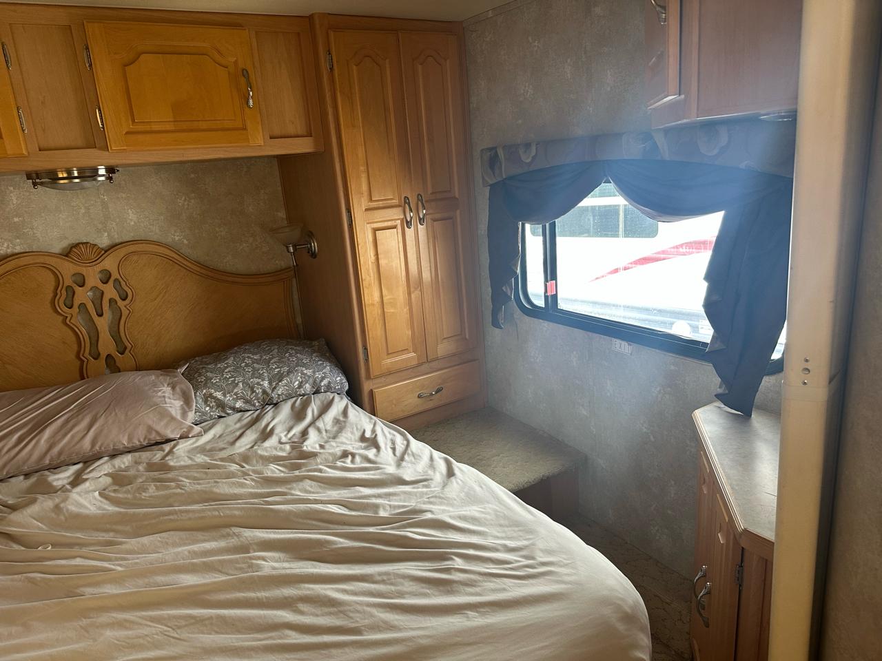 Coachmen Santara  2005