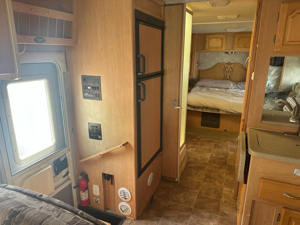 Coachmen Santara  2005