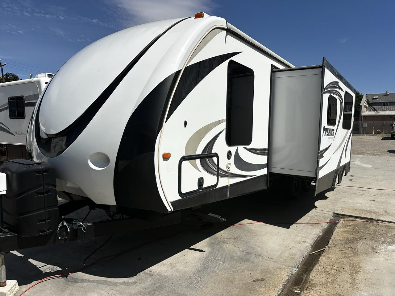 Keystone RV Premier  2015