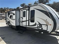 2015 Keystone RV Premier 