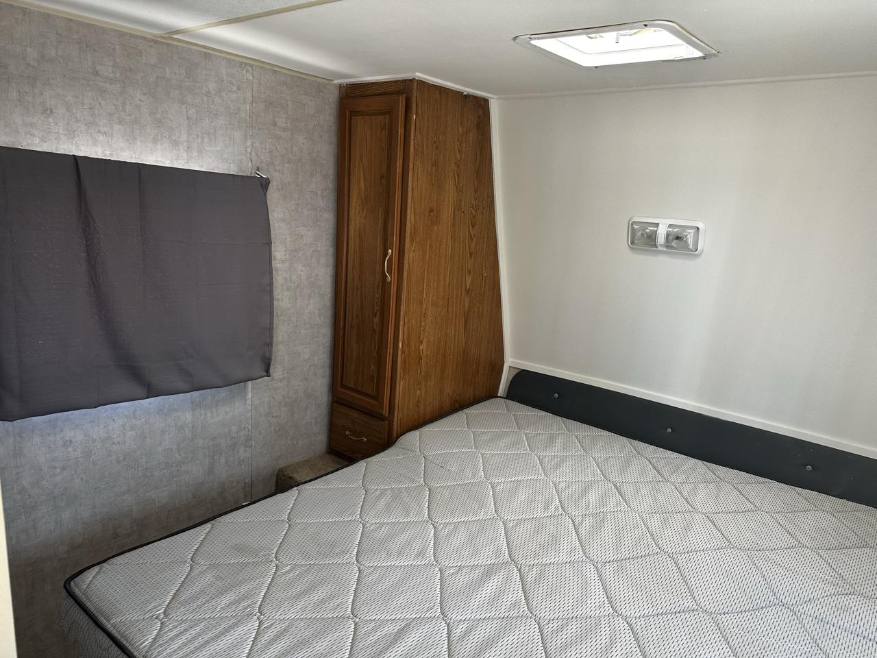 Fleetwood Pioneer  2005