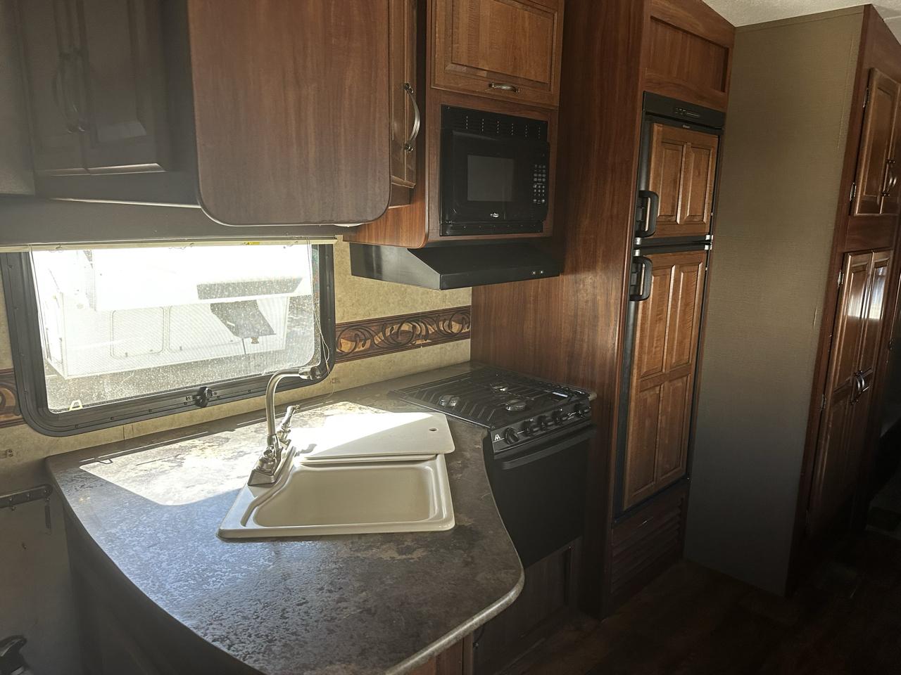 Keystone RV Cougar  2015