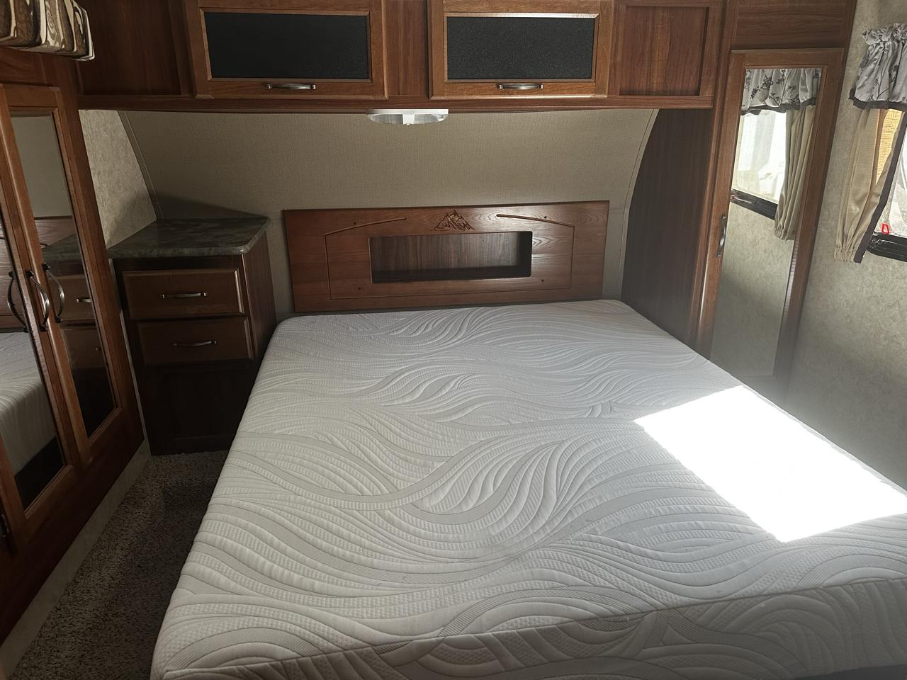 Keystone RV Cougar  2015