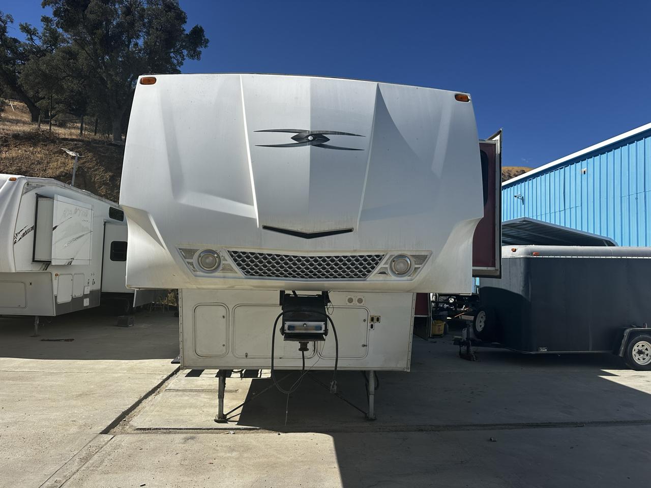 Keystone RV Fuzion Toy Hauler  2008