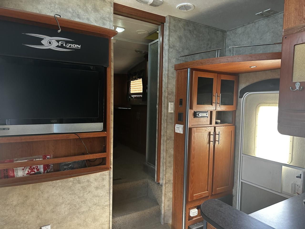 Keystone RV Fuzion Toy Hauler  2008