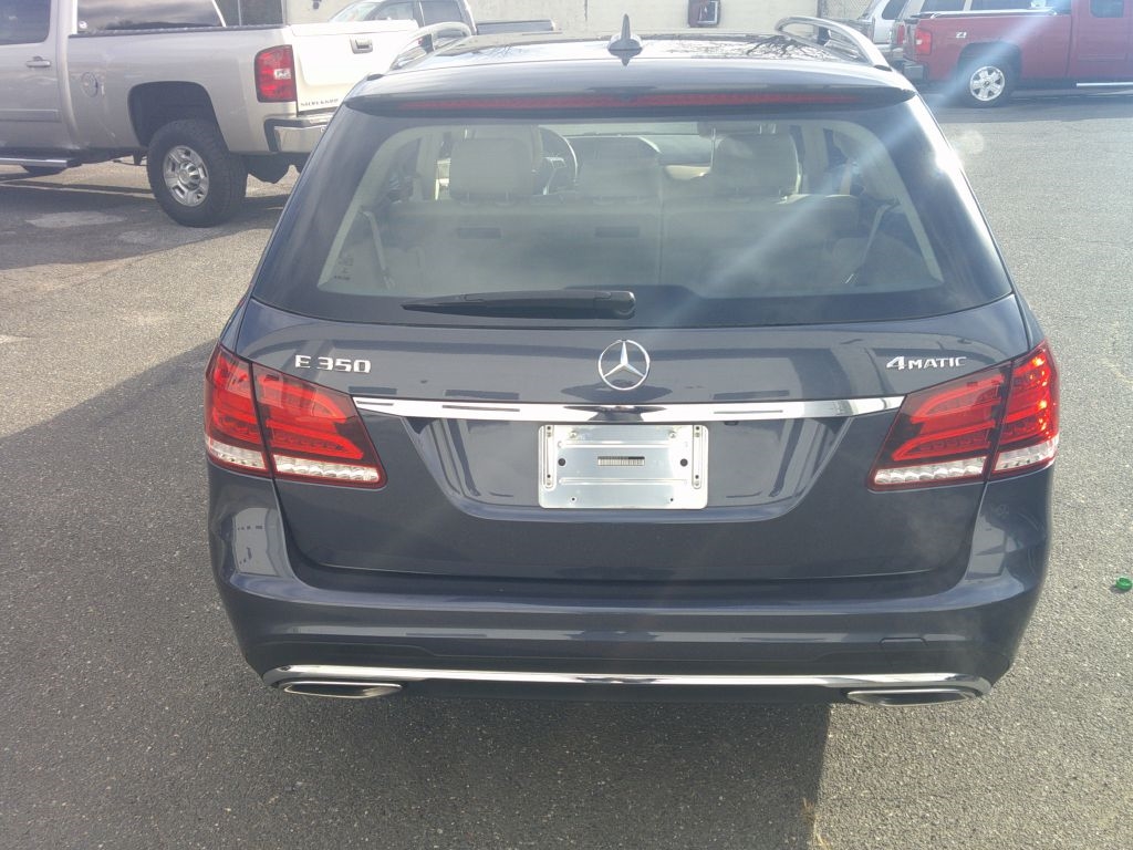 2015 Mercedes Benz E 350 4MATIC Wagon photo 4