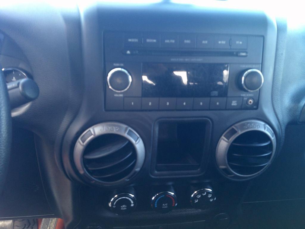 Jeep Wrangler Sport 4WD 2015