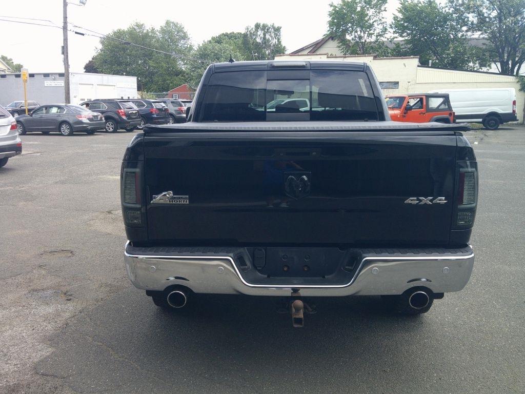 RAM 1500 SLT Crew Cab SWB 4WD 2014