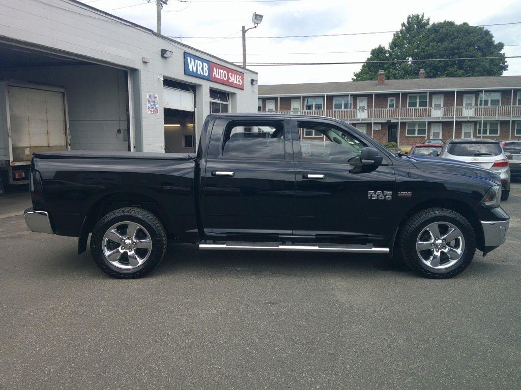 RAM 1500 SLT Crew Cab SWB 4WD 2014