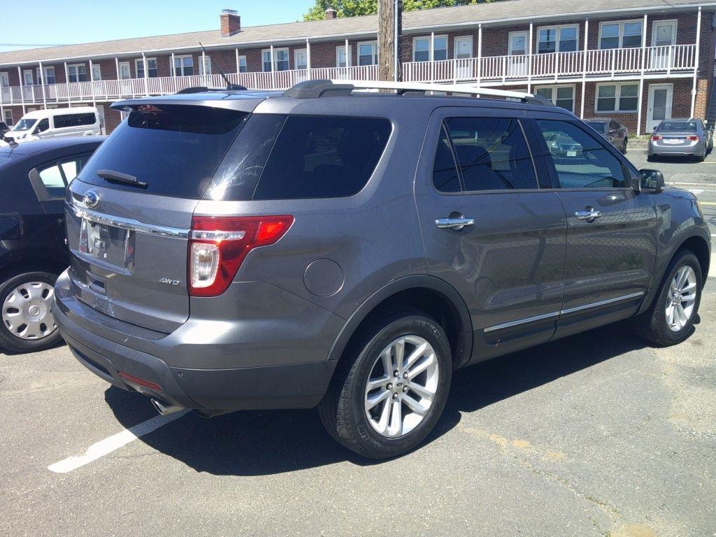 Ford Explorer XLT 4WD 2014