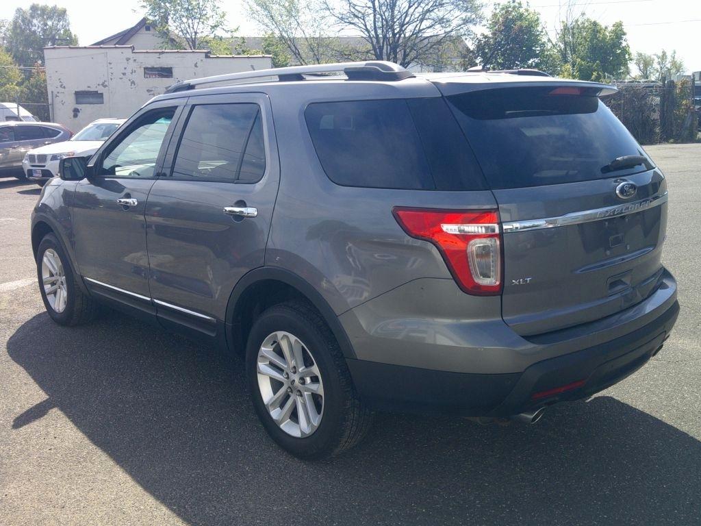 Ford Explorer XLT 4WD 2014