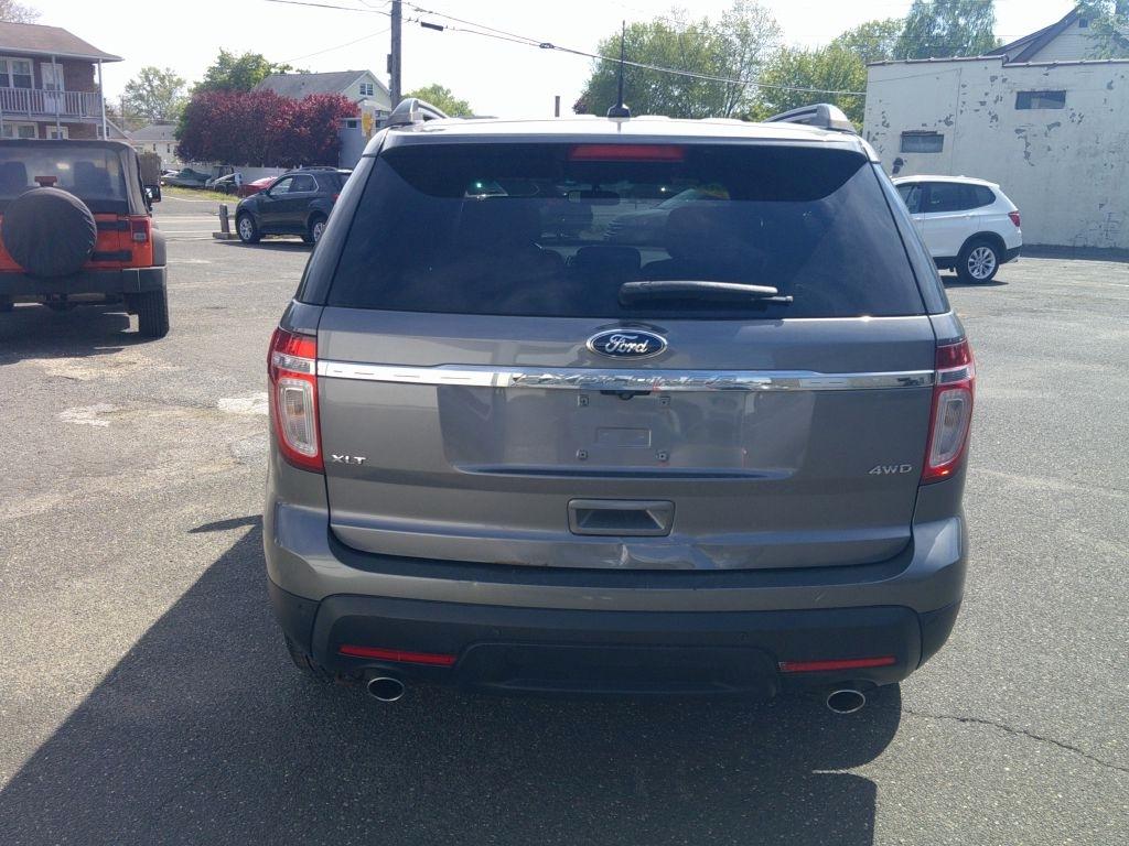 Ford Explorer XLT 4WD 2014