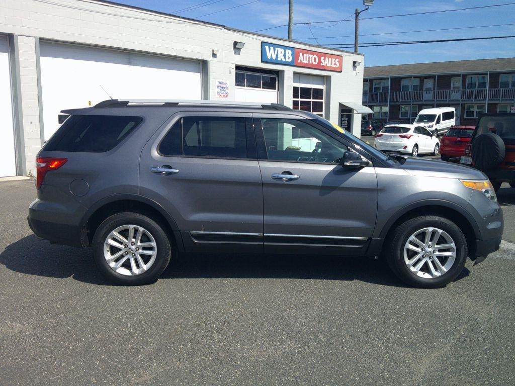Ford Explorer XLT 4WD 2014