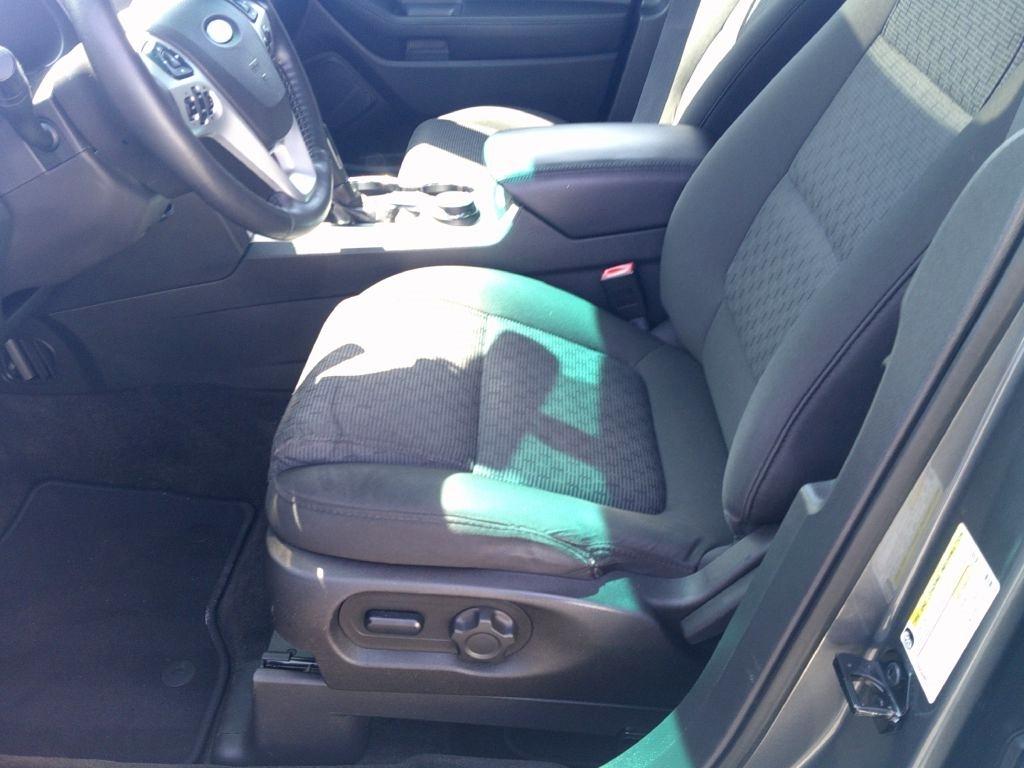 Ford Explorer XLT 4WD 2014