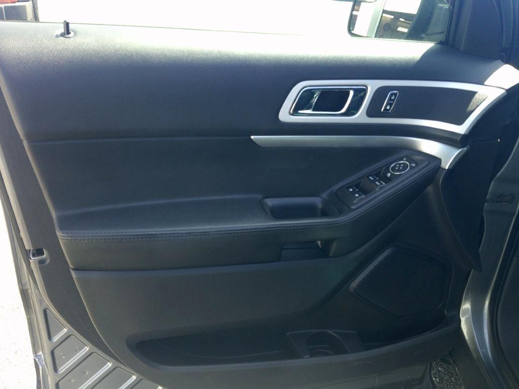 Ford Explorer XLT 4WD 2014