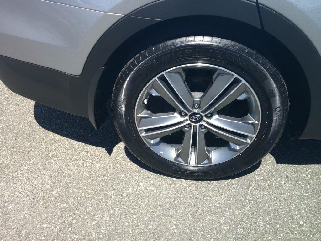 Hyundai Santa Fe AWD 4dr Auto SE 2016