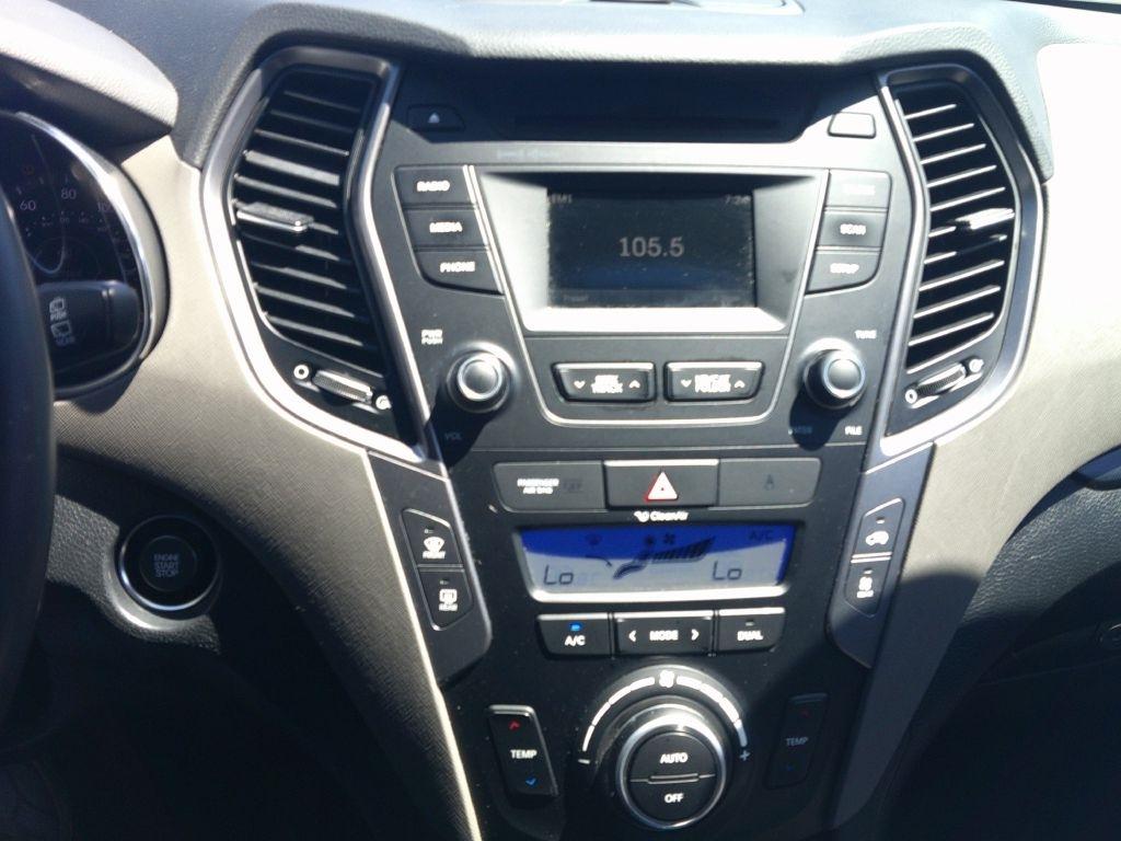 Hyundai Santa Fe AWD 4dr Auto SE 2016
