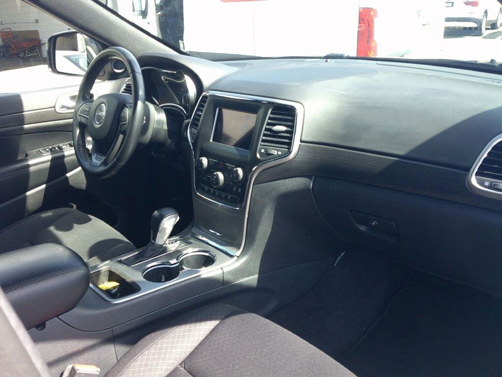Jeep Grand Cherokee Laredo 4WD 2018