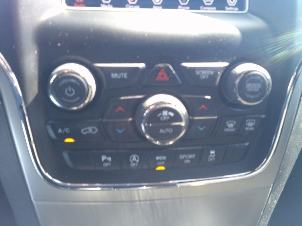 Jeep Grand Cherokee Laredo 4WD 2018