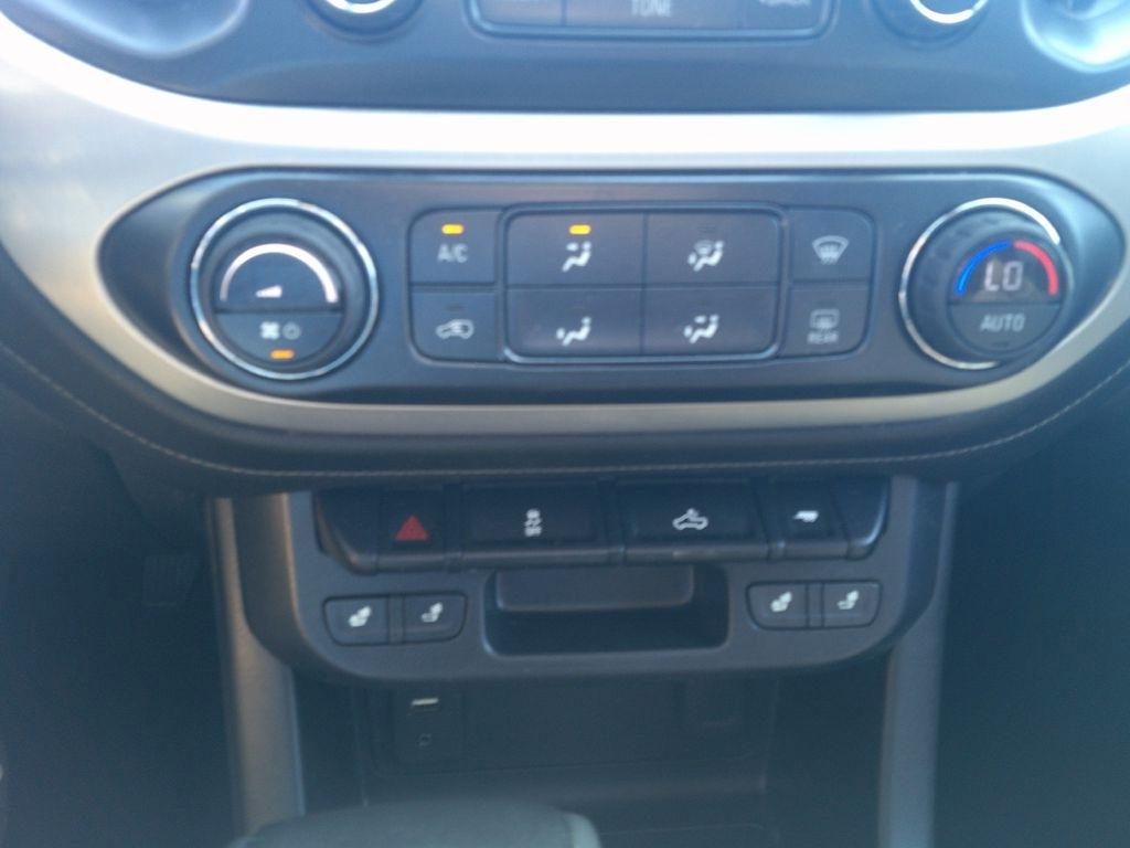 GMC Canyon SLE Ext. Cab 4WD 2017
