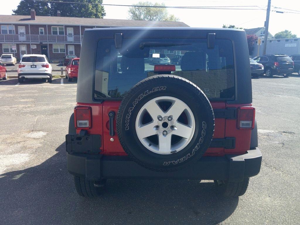 Jeep Wrangler Sport 4WD 2011