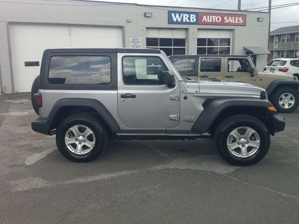 Jeep Wrangler Sport 4WD 2020