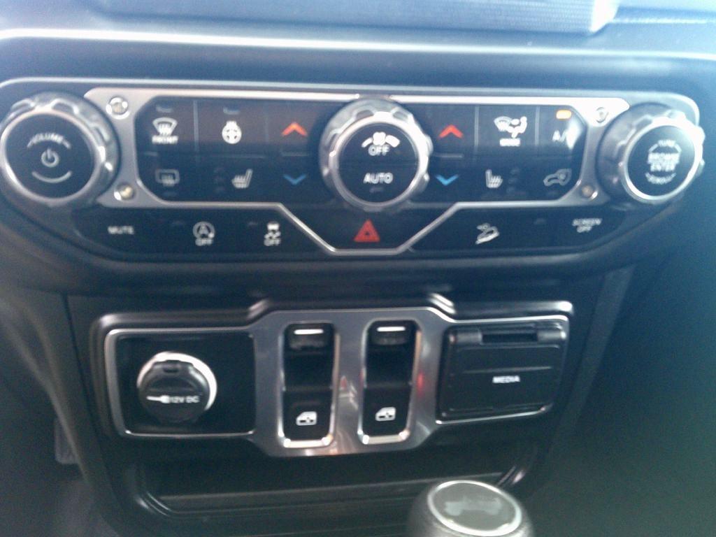 Jeep Wrangler Sport 4WD 2020