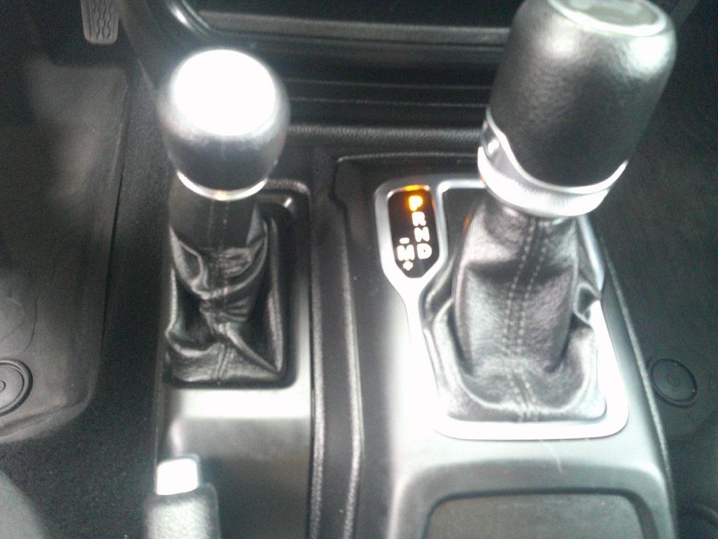 Jeep Wrangler Sport 4WD 2020