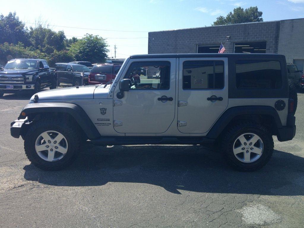 Jeep Wrangler Unlimited Sport 4WD 2016
