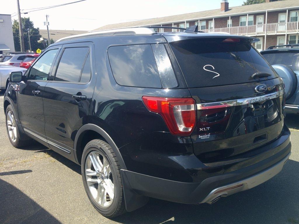 Ford Explorer XLT 4WD 2017