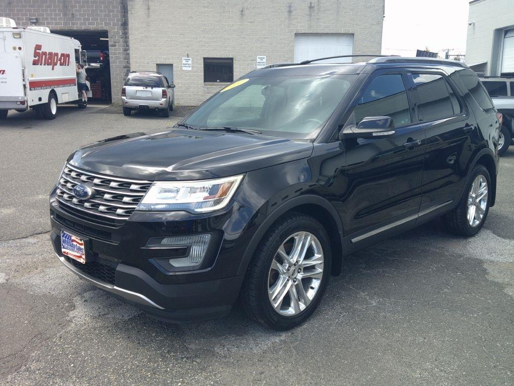 Ford Explorer XLT 4WD 2017