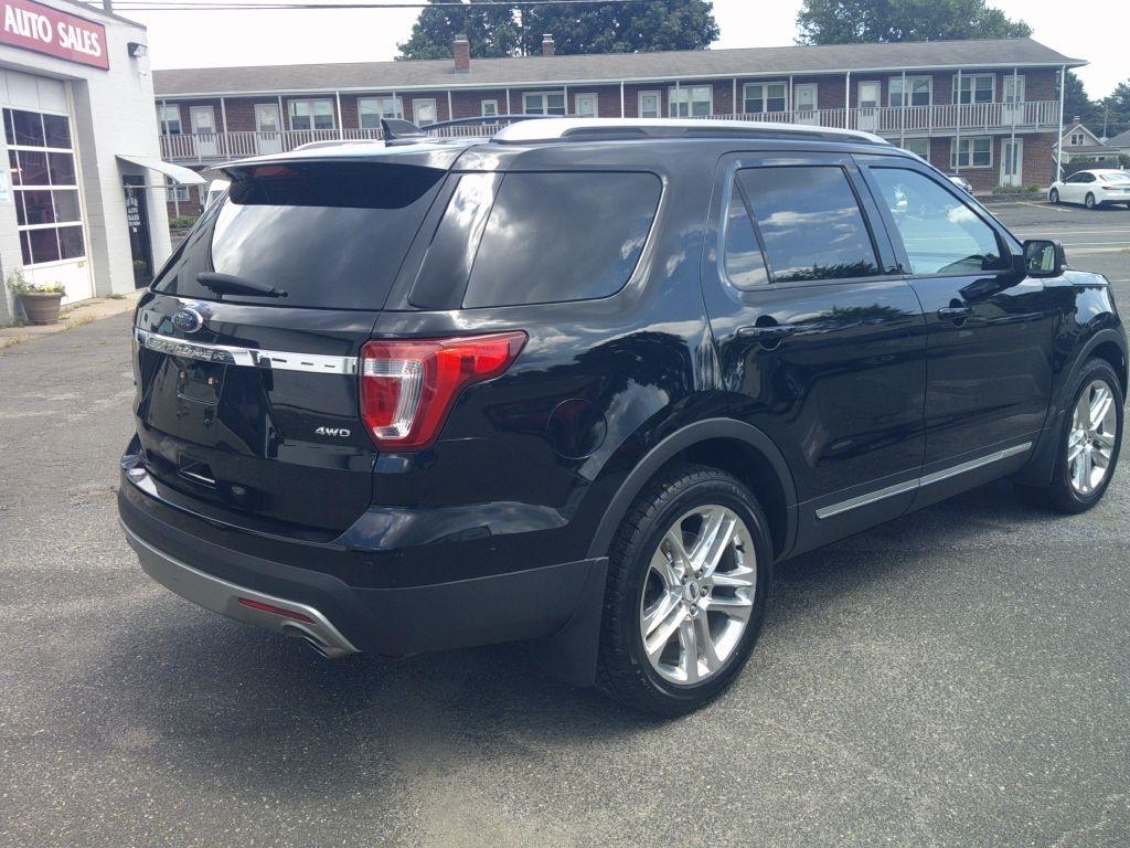 Ford Explorer XLT 4WD 2017