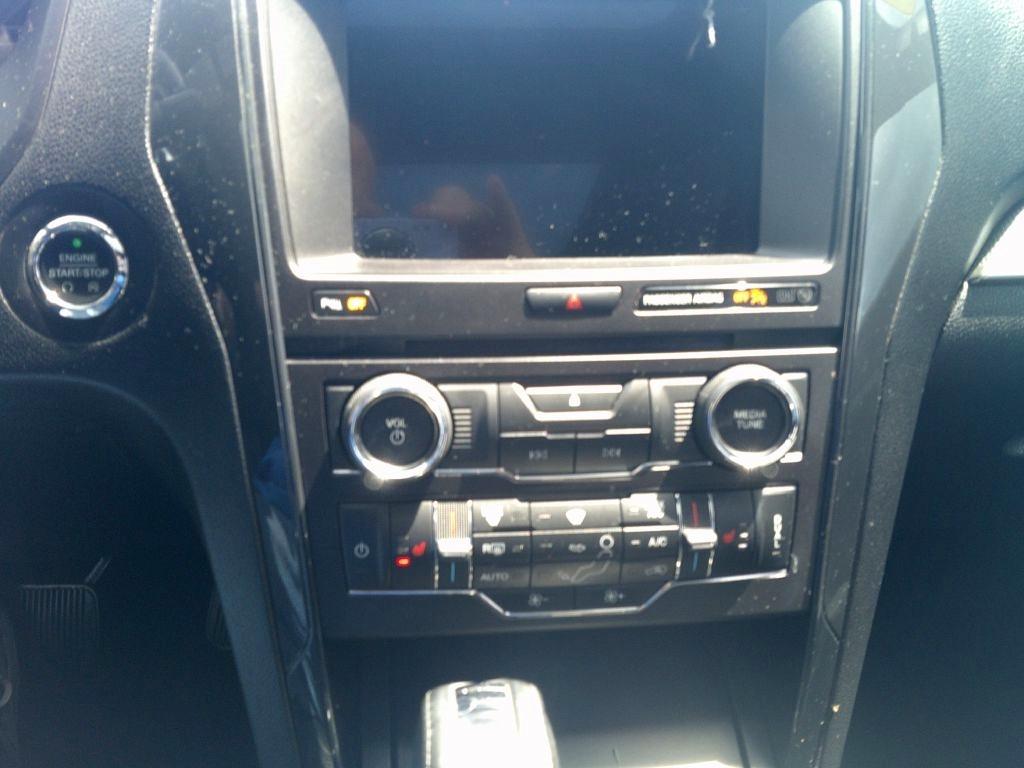 Ford Explorer XLT 4WD 2017