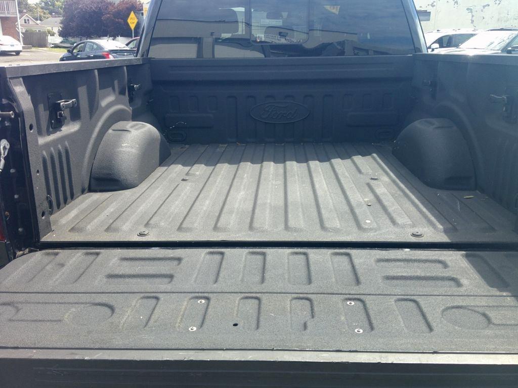 Ford F-150 XL SuperCrew 5.5-ft. Bed 4WD 2016
