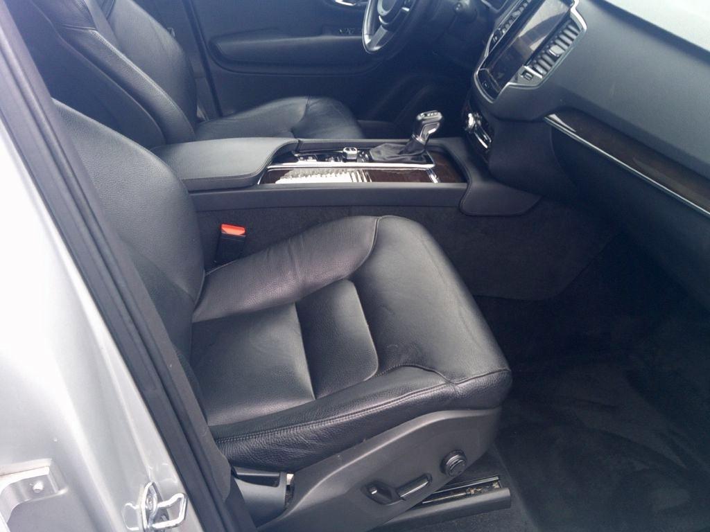 Volvo XC90 T6 Momentum AWD 2016