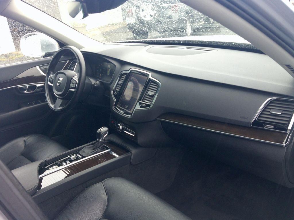 Volvo XC90 T6 Momentum AWD 2016