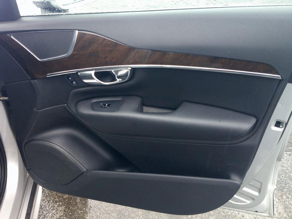 Volvo XC90 T6 Momentum AWD 2016