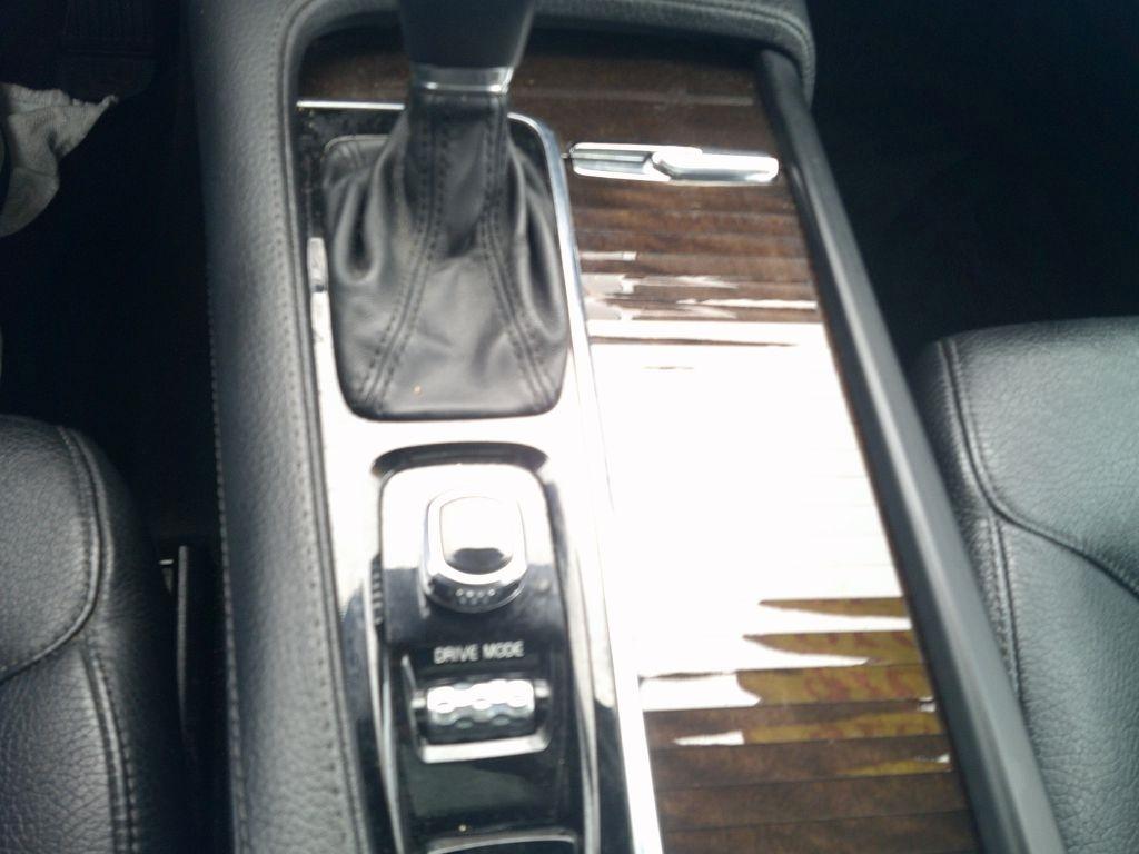 Volvo XC90 T6 Momentum AWD 2016