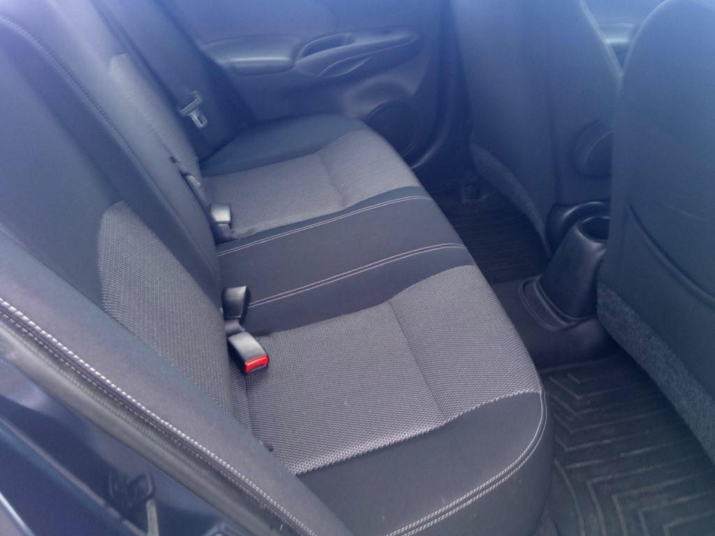 Nissan Versa 1.6 S 5M 2015