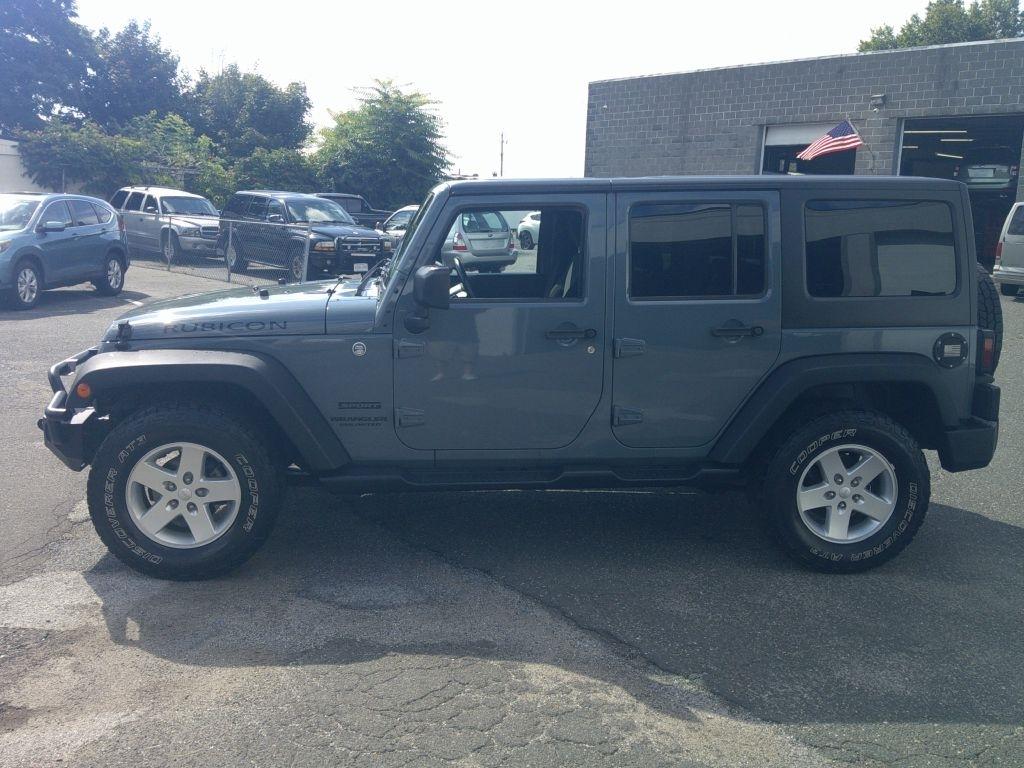 Jeep Wrangler Unlimited Sport 4WD 2015
