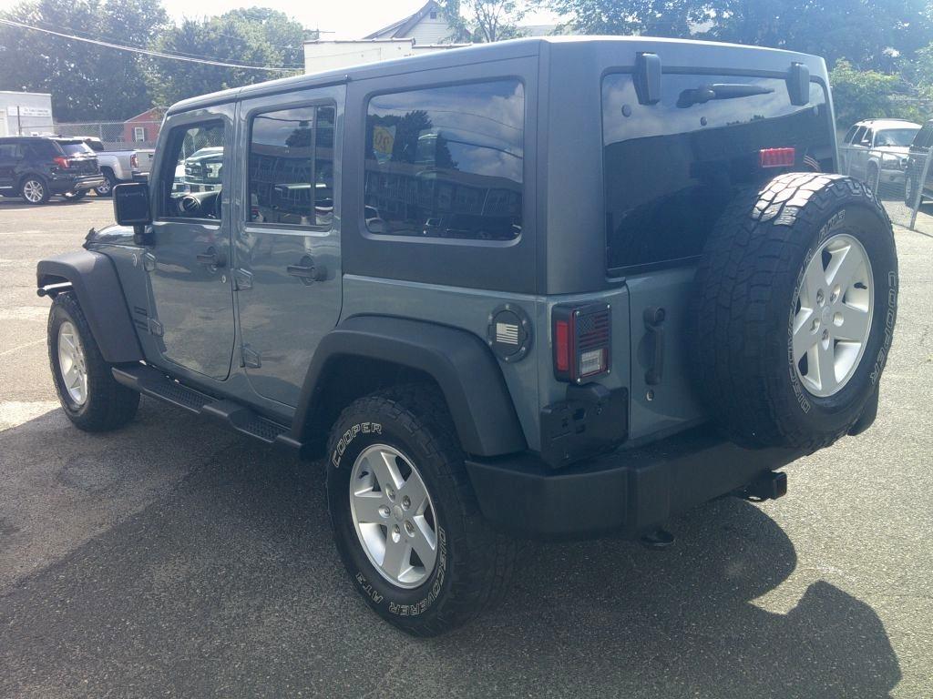 Jeep Wrangler Unlimited Sport 4WD 2015