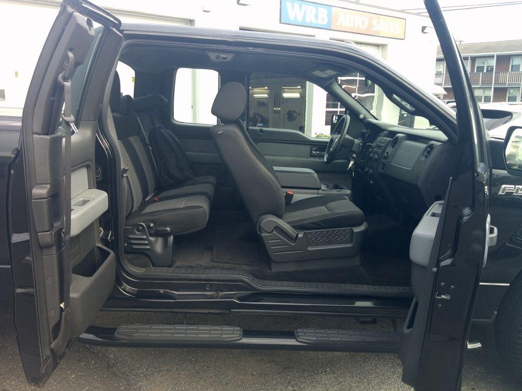 Ford F-150 XL SuperCab 8-ft. Bed 4WD 2014