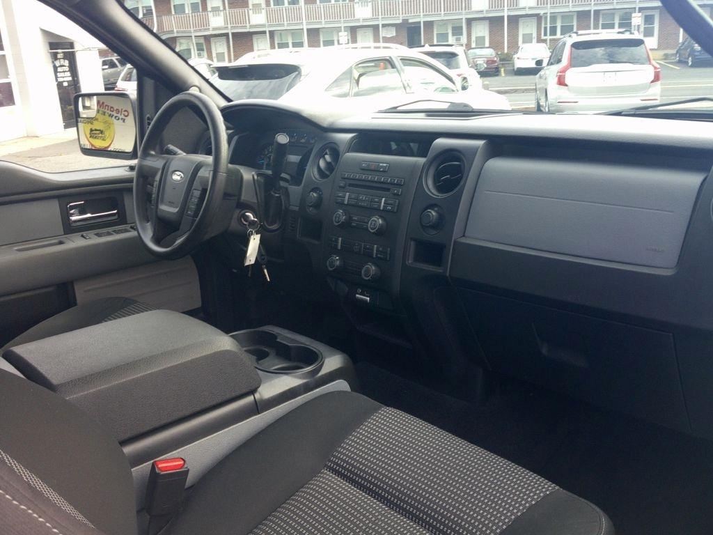 Ford F-150 XL SuperCab 8-ft. Bed 4WD 2014