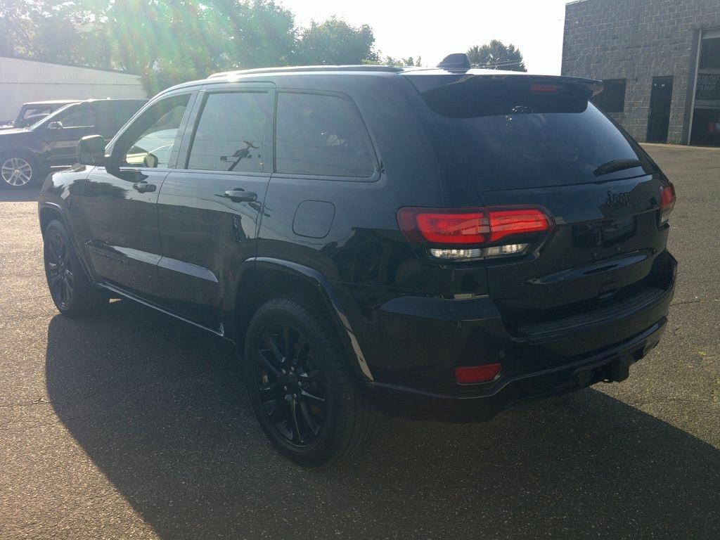 Jeep Grand Cherokee Laredo 4WD 2017