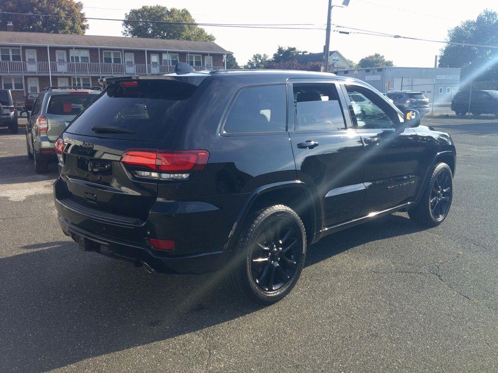 Jeep Grand Cherokee Laredo 4WD 2017