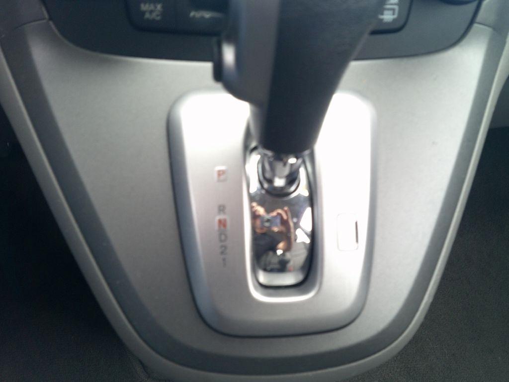 Honda CR-V LX 2WD 5-Speed AT 2010