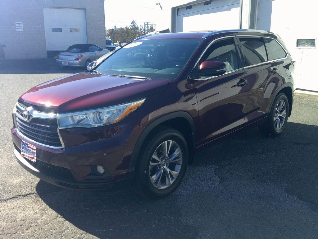 Toyota Highlander XLE AWD V6 2015