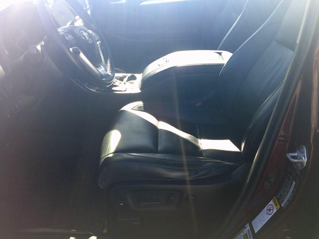 Toyota Highlander XLE AWD V6 2015