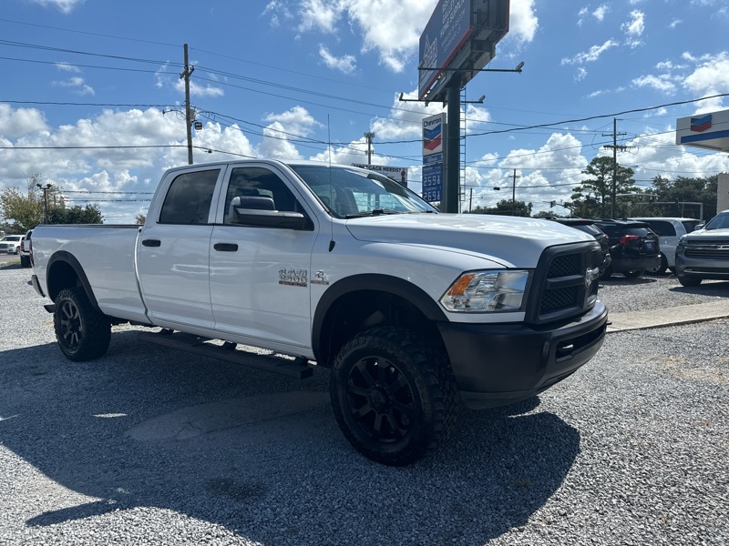 2017 Ram 2500 Tradesman photo 5