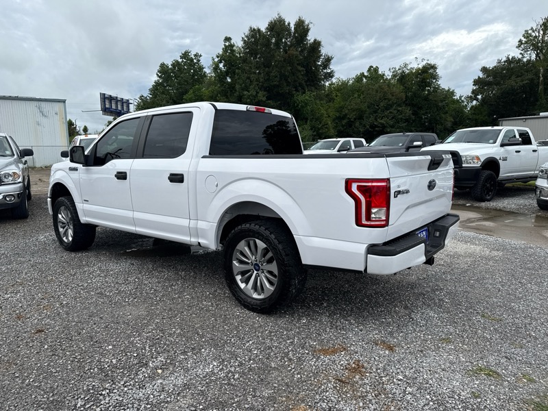 2017 Ford F-150 XL photo 2